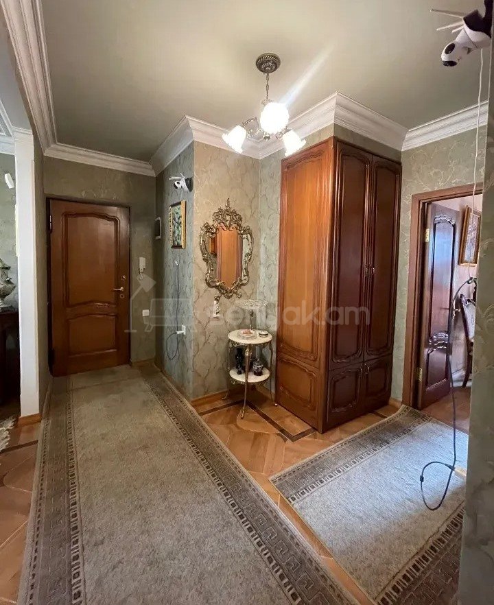 2 Սենյականոց Բնակարան, 63քմ, 5/9 հարկ, Կապիտալ Վերանորոգված