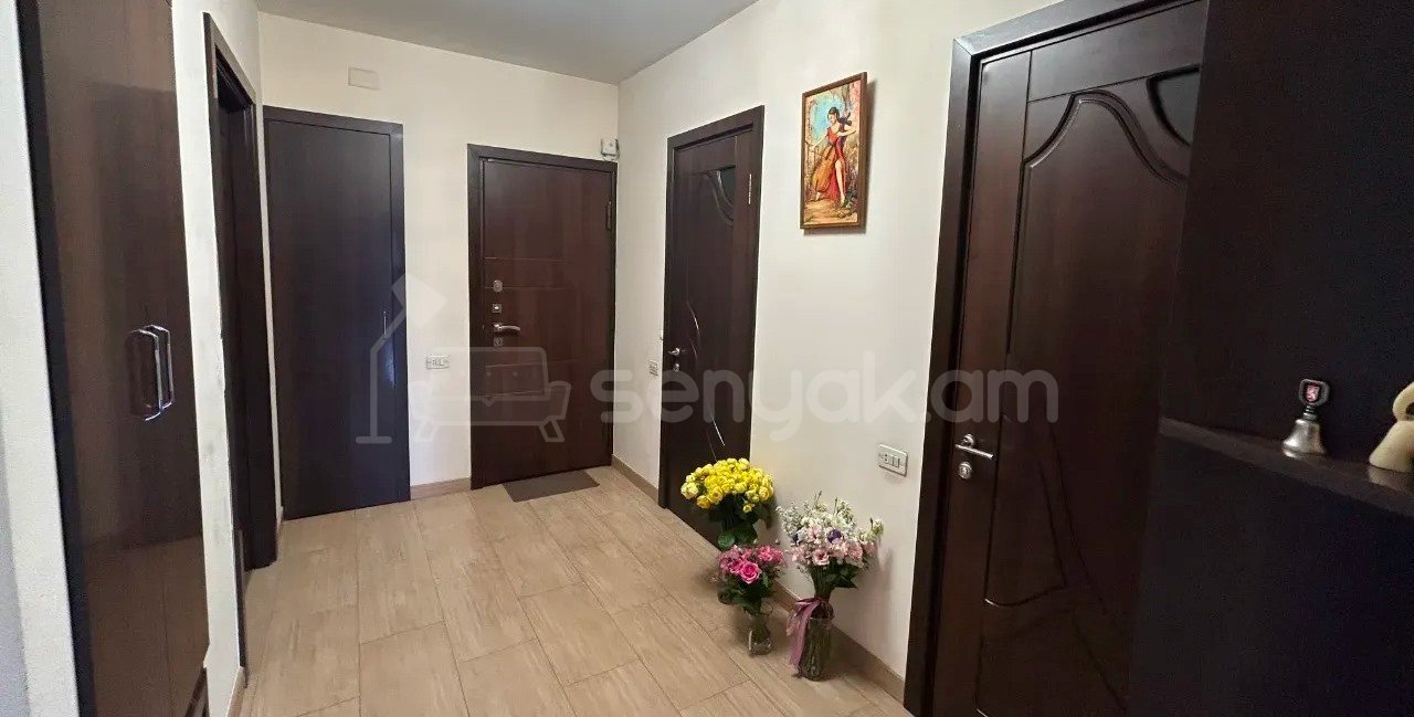 4 Սենյականոց Բնակարան, 100քմ, 7/13 հարկ, Նորմալ Վիճակում