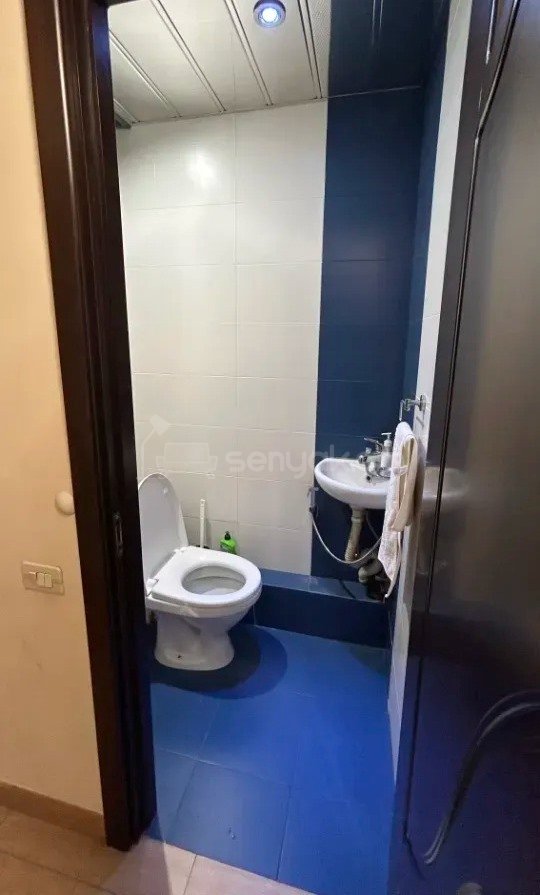 4 Սենյականոց Բնակարան, 100քմ, 7/13 հարկ, Նորմալ Վիճակում