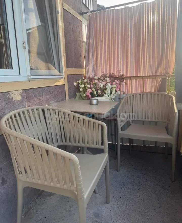 4 Սենյականոց Բնակարան Քարե Շենքում, 115քմ, 3/4 հարկ, Կապիտալ Վերանորոգված