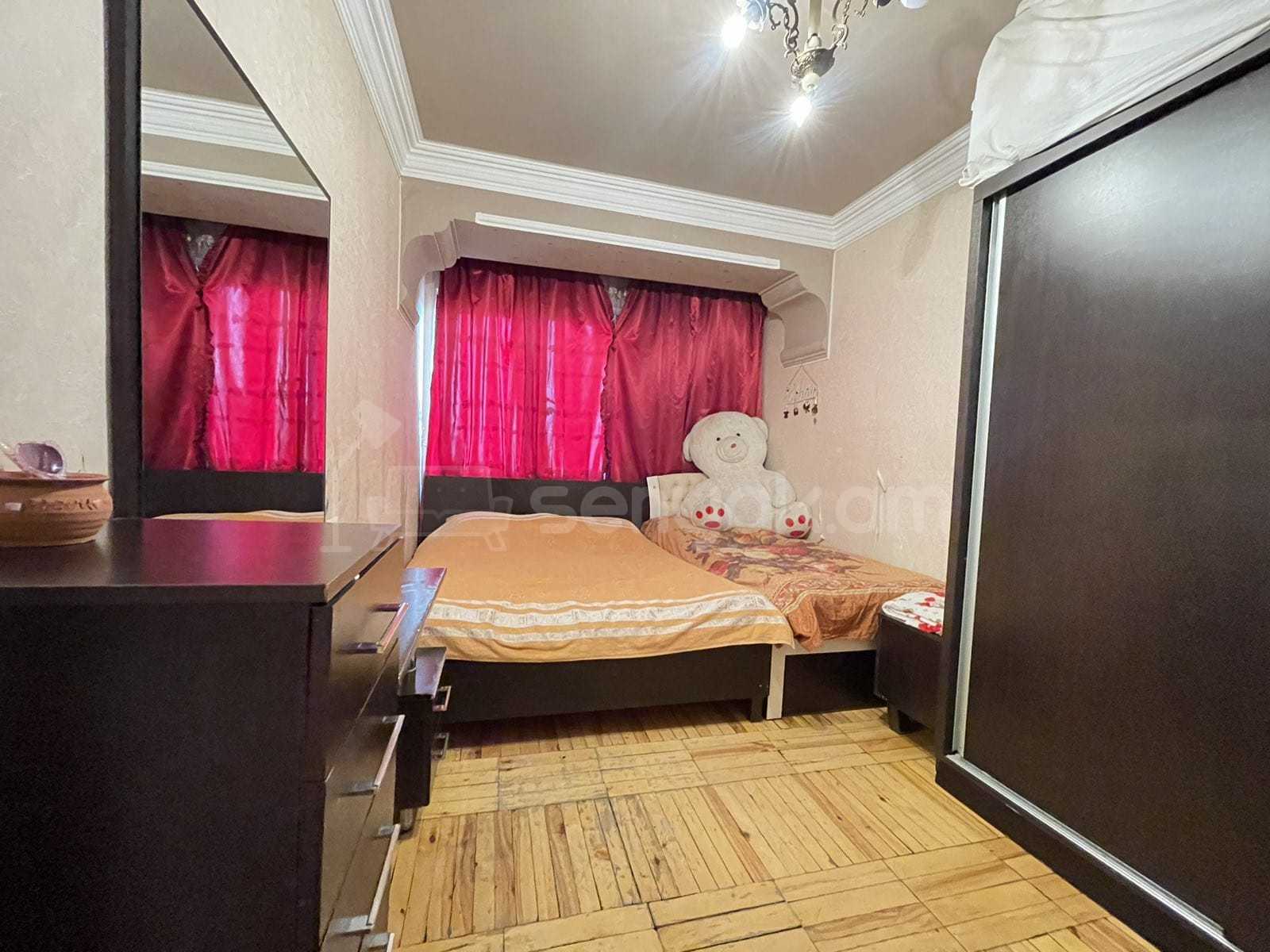 3 Սենյականոց Բնակարան, 85քմ, 10/14 հարկ, Նորմալ Վիճակում