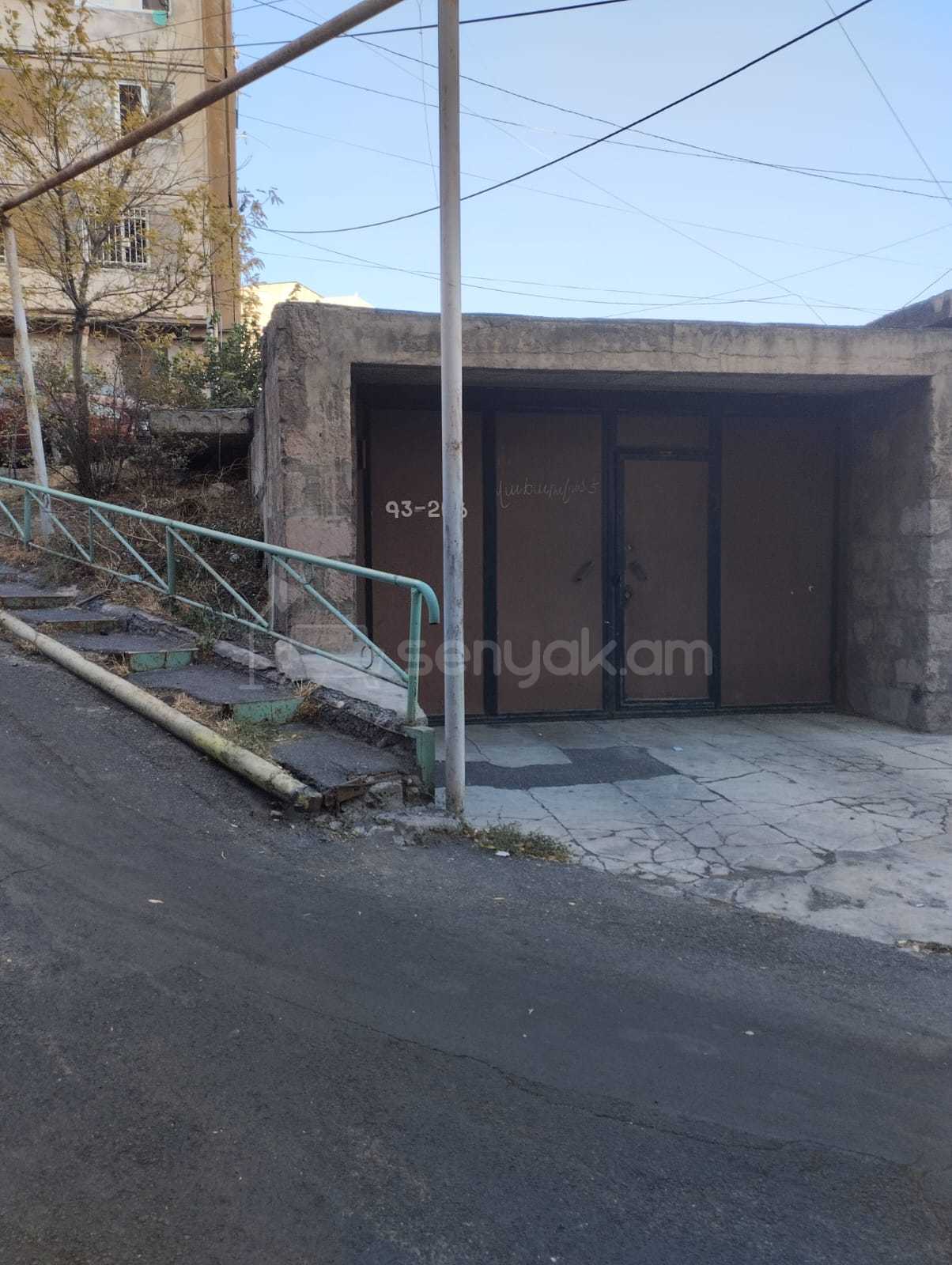 3 Սենյականոց Բնակարան, 85քմ, 10/14 հարկ, Նորմալ Վիճակում