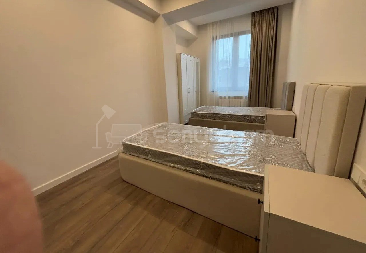 4 Սենյականոց Բնակարան Նորակառույցում, 96քմ, 4/13 հարկ, Կապիտալ Վերանորոգված