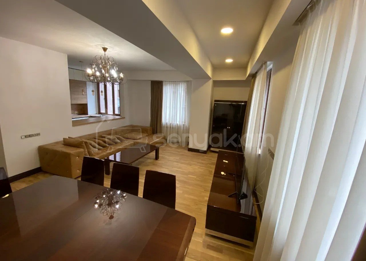 3 Սենյականոց Բնակարան Նորակառույցում, 105քմ, 2/8 հարկ, Կապիտալ Վերանորոգված