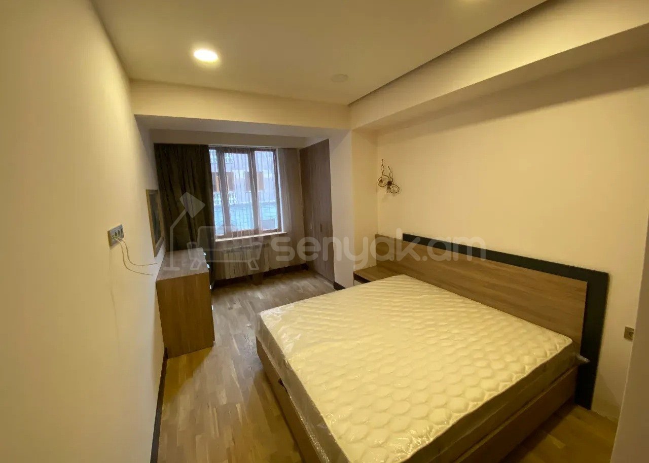 3 Սենյականոց Բնակարան Նորակառույցում, 105քմ, 2/8 հարկ, Կապիտալ Վերանորոգված