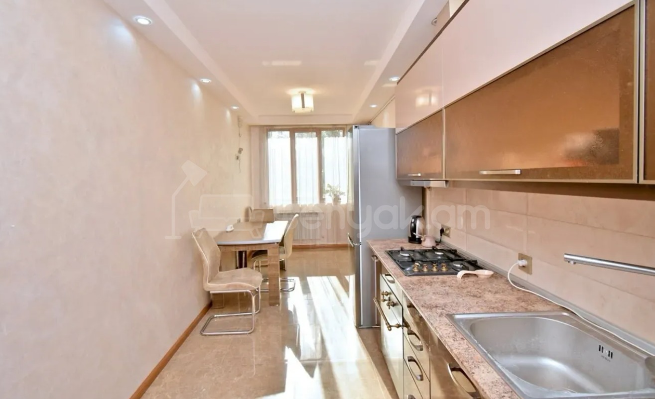 3 Սենյականոց Բնակարան, 80քմ, 5/10 հարկ, Դիզայներական Վերանորոգված