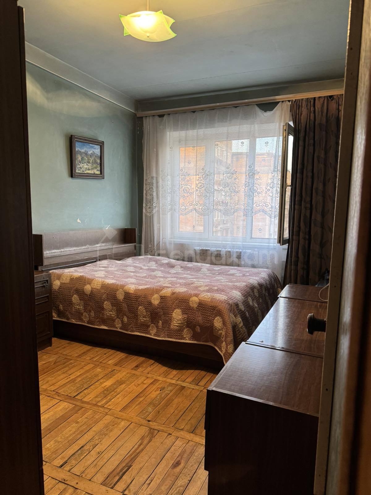 3 Սենյականոց Բնակարան, 80քմ, 7/9 հարկ, Նորմալ Վիճակում, Կահավորված, Արևկող