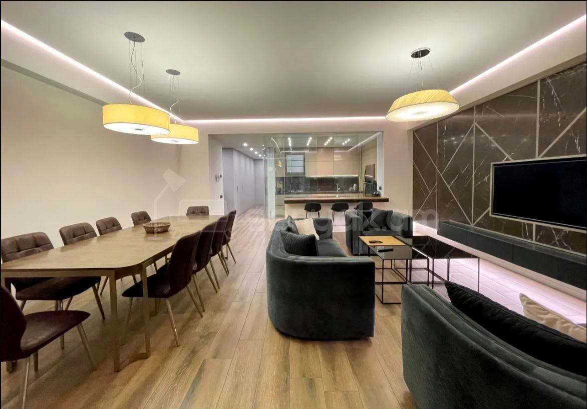 3 Սենյականոց Բնակարան Նորակառույցում, 140քմ, 13/18 հարկ, Դիզայներական Վերանորոգված, Կահավորված, Արևկող