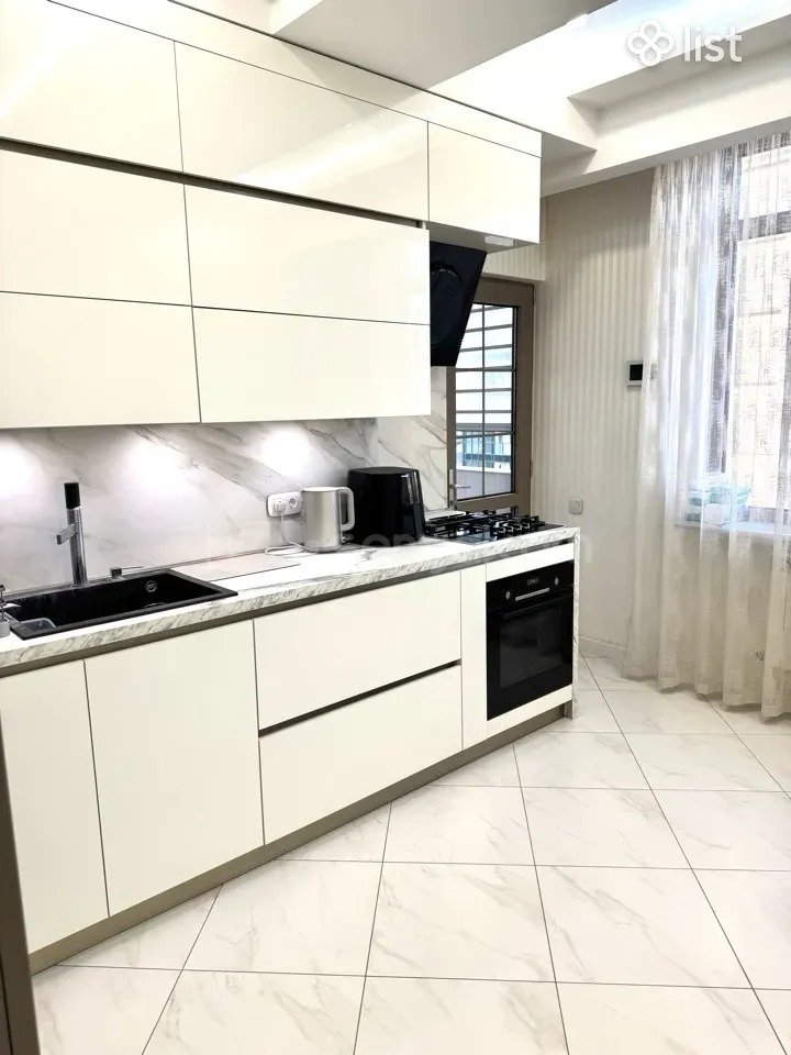 3 Սենյականոց Բնակարան Նորակառույցում, 103քմ, 9/16 հարկ, Դիզայներական Վերանորոգված