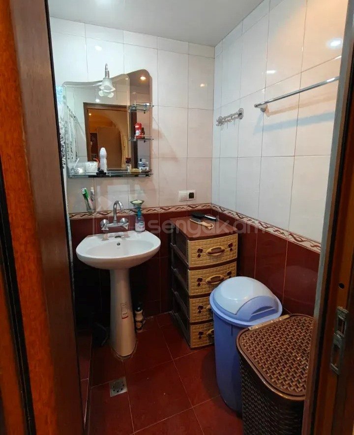 3 Սենյականոց Բնակարան, 70քմ, 2/9 հարկ, Կապիտալ Վերանորոգված