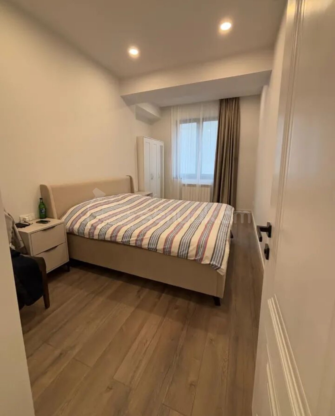 4 Սենյականոց Բնակարան Նորակառույցում, 96քմ, 4/13 հարկ, Կապիտալ Վերանորոգված