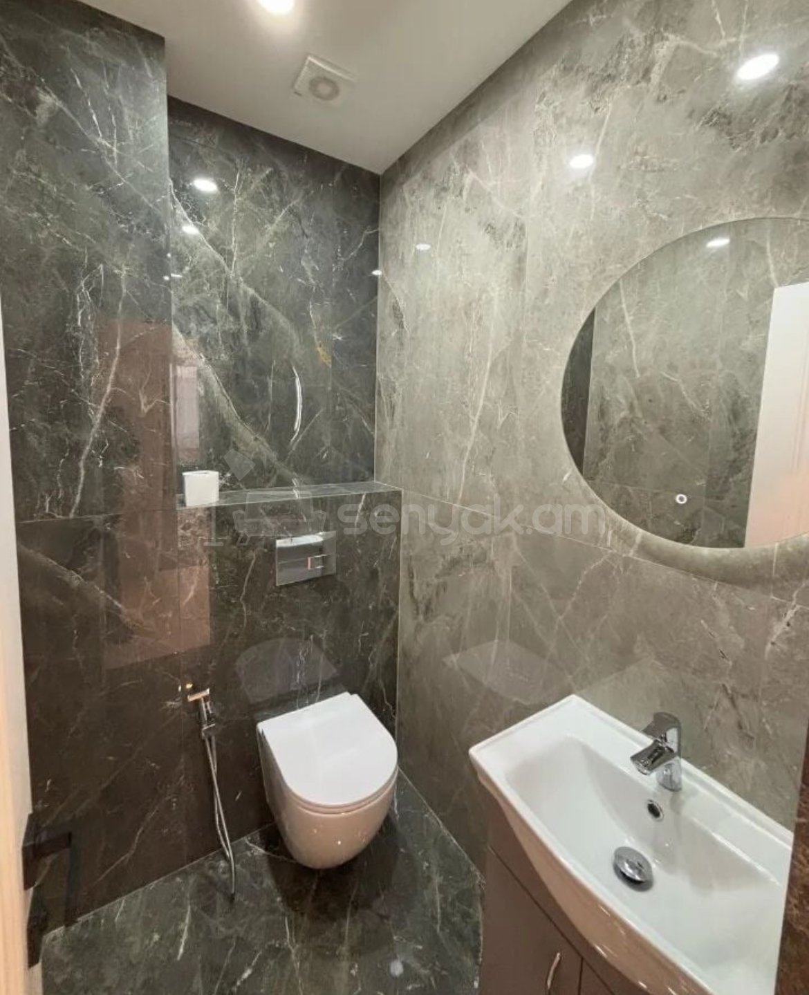 4 Սենյականոց Բնակարան Նորակառույցում, 96քմ, 4/13 հարկ, Կապիտալ Վերանորոգված