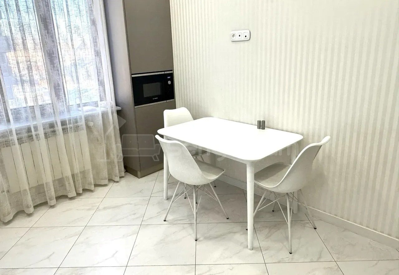 3 Սենյականոց Բնակարան Նորակառույցում, 103քմ, 9/16 հարկ, Կապիտալ Վերանորոգված