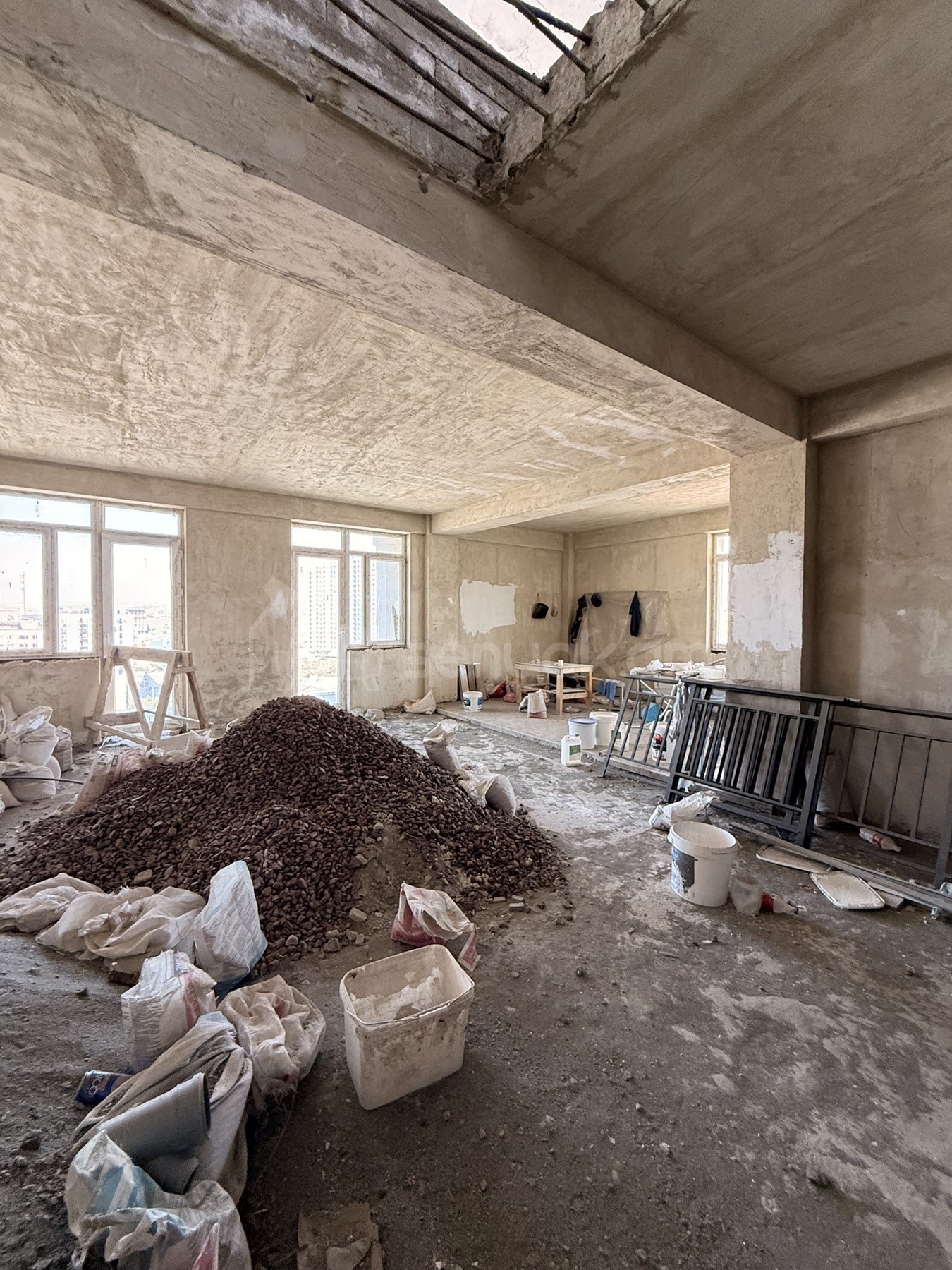 4 Սենյականոց Բնակարան Նորակառույցում, 270քմ, 16/16 հարկ, Զրոյական Վիճակում