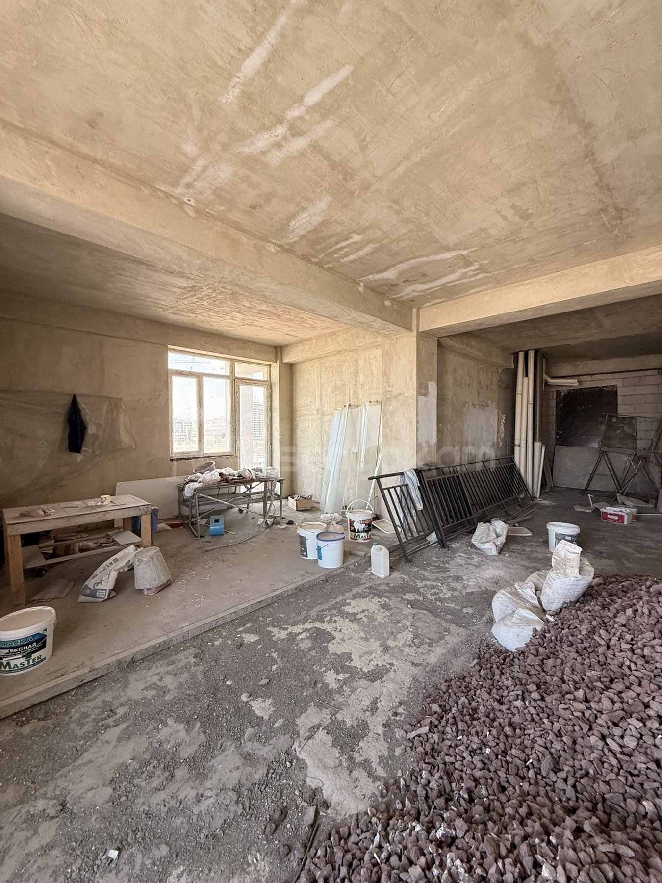 4 Սենյականոց Բնակարան Նորակառույցում, 270քմ, 16/16 հարկ, Զրոյական Վիճակում