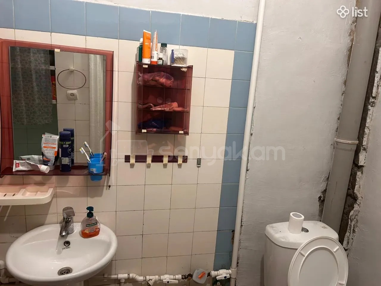 1 Սենյականոց Բնակարան Քարե Շենքում, 40քմ, 2/4 հարկ, Նորմալ Վիճակում, Կահավորված