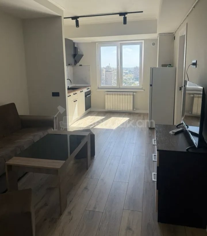 2 Սենյականոց Բնակարան, 62քմ, 4/14 հարկ, Կոսմետիկ Վերանորոգված, Կահավորված, Արևկող