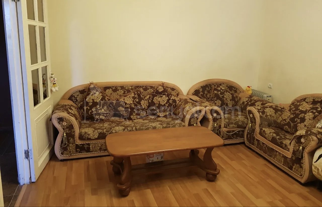 2 Սենյականոց Բնակարան Քարե Շենքում, 56քմ, 1/1 հարկ, Կապիտալ Վերանորոգված, Կահավորված