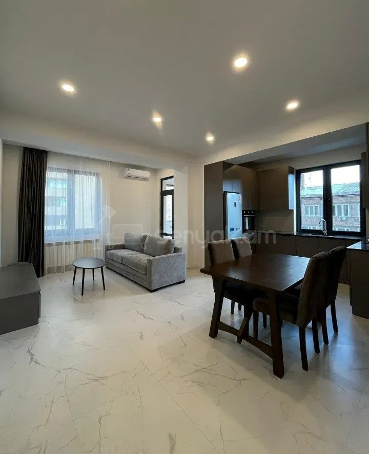 4 Սենյականոց Բնակարան Նորակառույցում, 96քմ, 4/13 հարկ, Կապիտալ Վերանորոգված