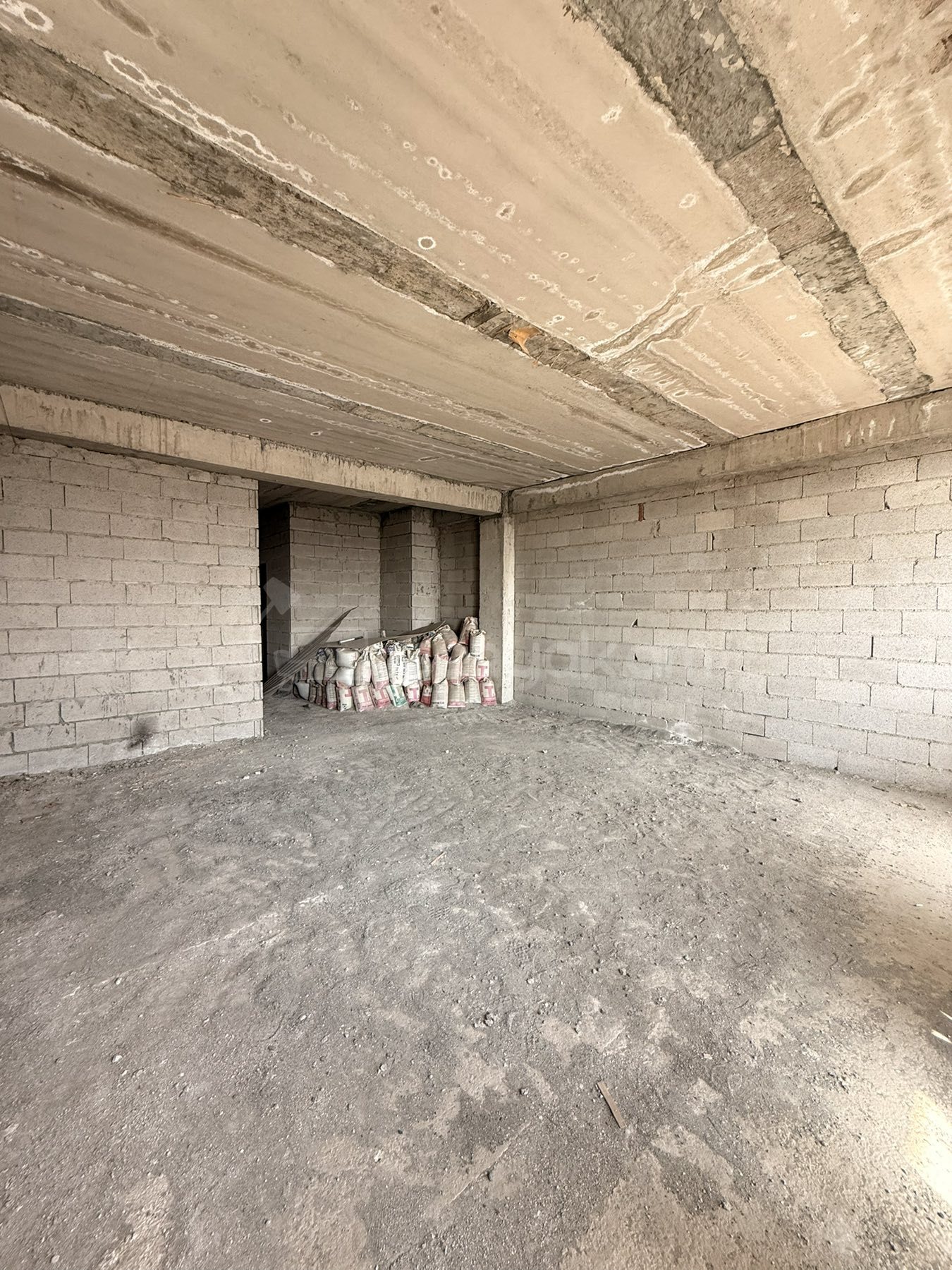 4 Սենյականոց Բնակարան Նորակառույցում, 267քմ, 16/16 հարկ, Զրոյական Վիճակում