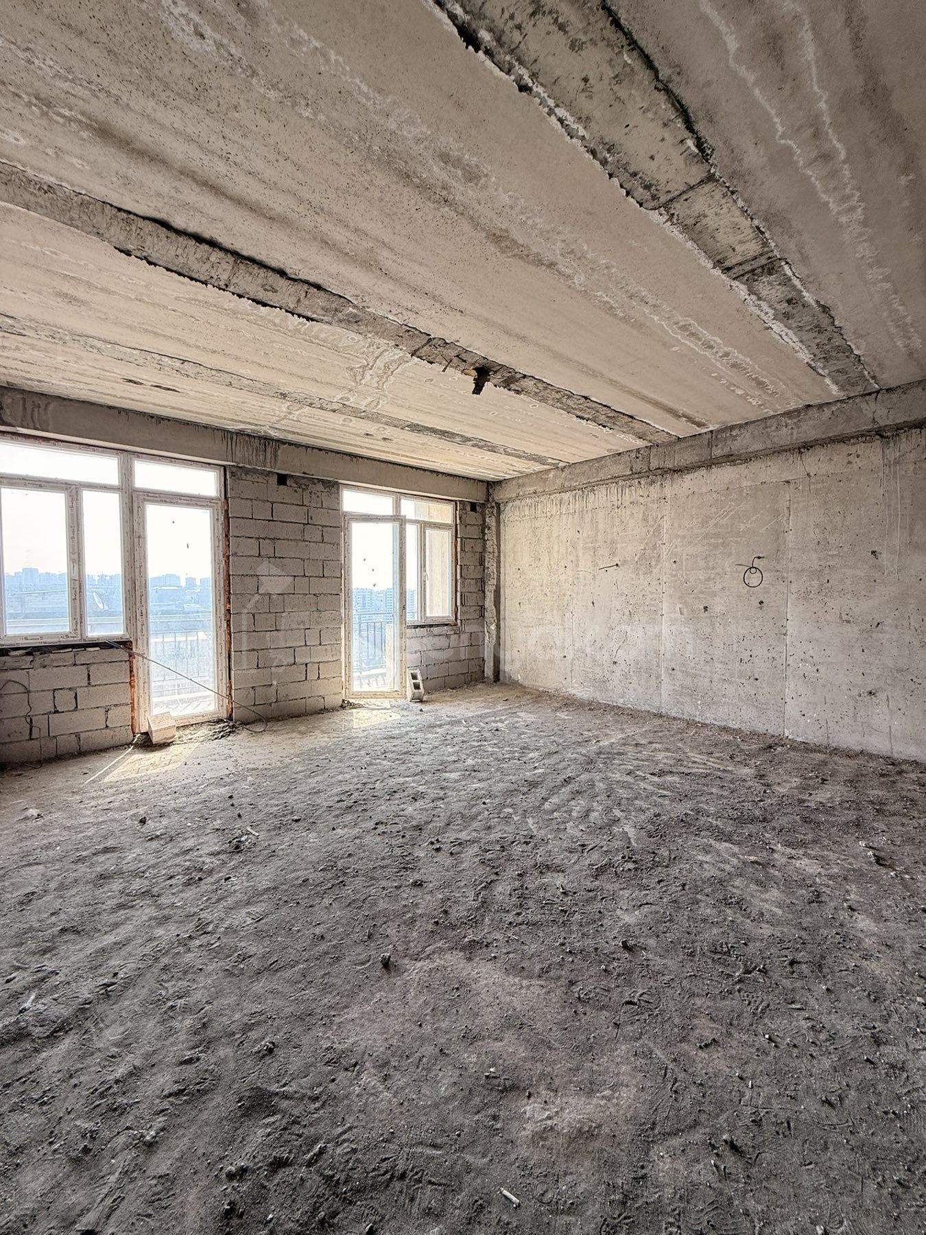 4 Սենյականոց Բնակարան Նորակառույցում, 267քմ, 16/16 հարկ, Զրոյական Վիճակում