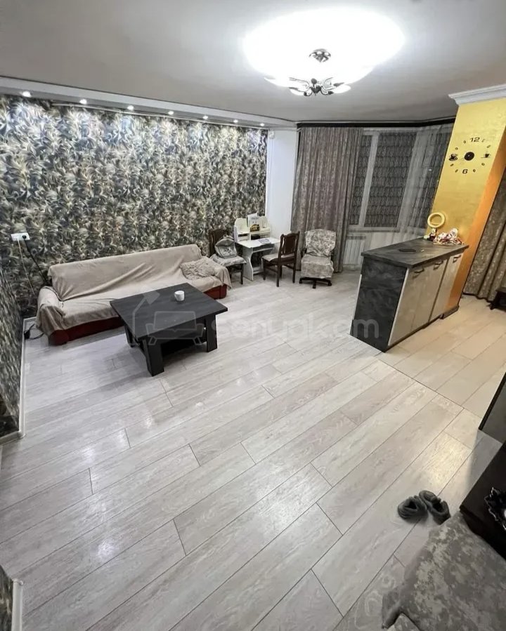 2 Սենյականոց Բնակարան, 48քմ, 10/15 հարկ, Կապիտալ Վերանորոգված, Կահավորված, Արևկող