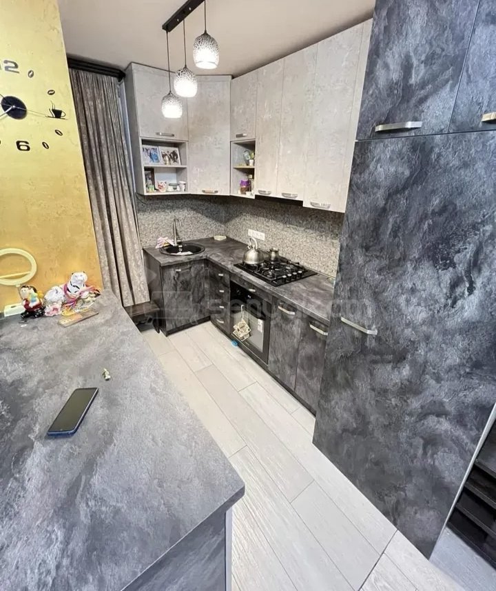 2 Սենյականոց Բնակարան, 48քմ, 10/15 հարկ, Կապիտալ Վերանորոգված, Կահավորված, Արևկող