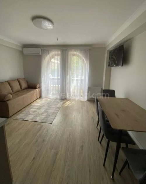 2 Սենյականոց Բնակարան Քարե Շենքում, 35քմ, 2/4 հարկ, Կապիտալ Վերանորոգված, Կահավորված, Արևկող