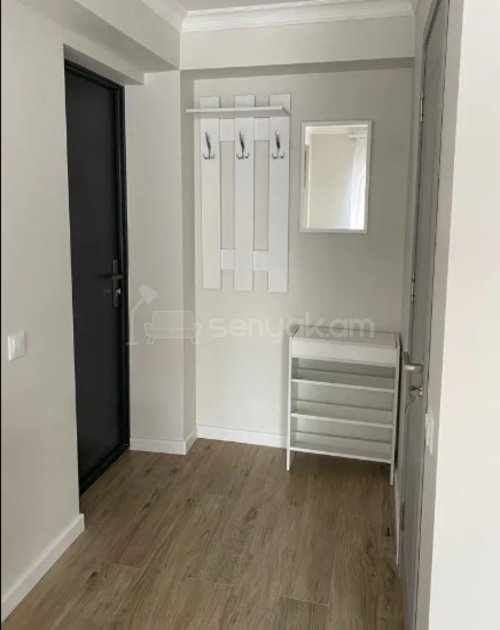 2 Սենյականոց Բնակարան Քարե Շենքում, 35քմ, 2/4 հարկ, Կապիտալ Վերանորոգված, Կահավորված, Արևկող