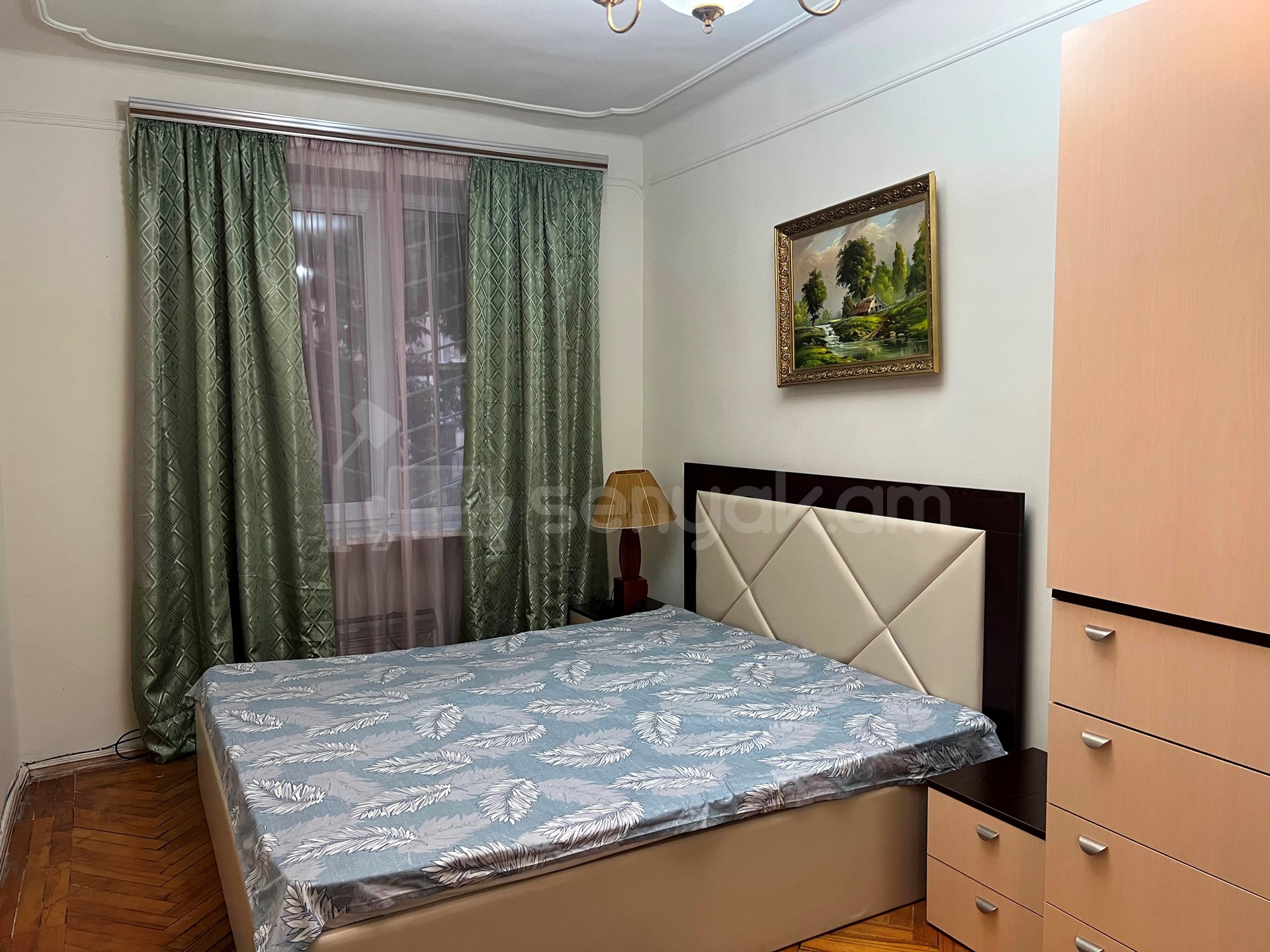 2 Սենյականոց Բնակարան Քարե Շենքում, 70քմ, 2/5 հարկ, Կապիտալ Վերանորոգված, Կահավորված