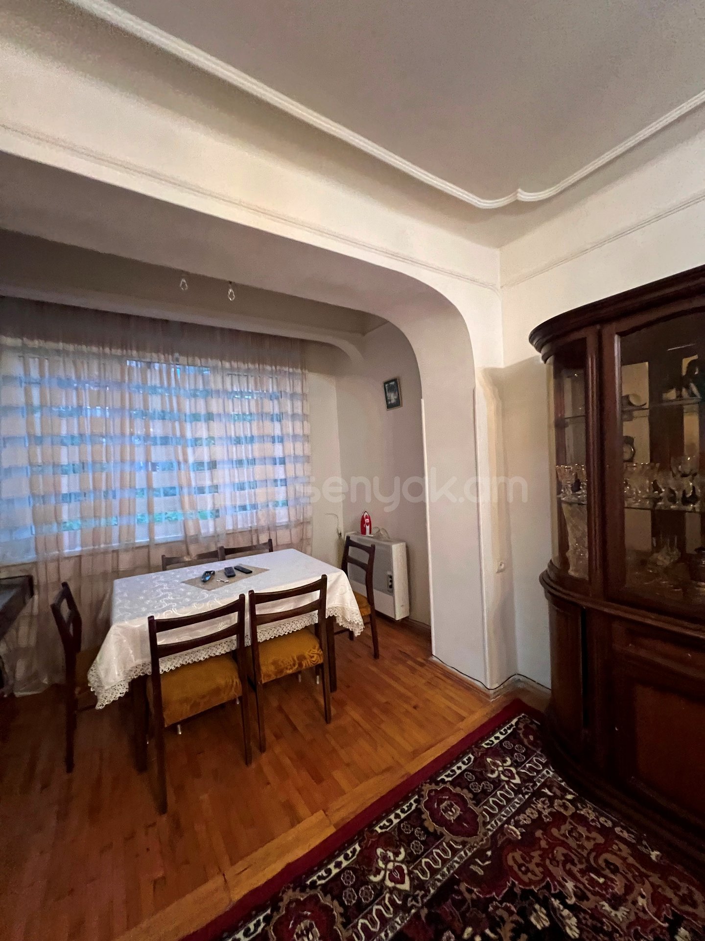 2 Սենյականոց Բնակարան Քարե Շենքում, 70քմ, 2/5 հարկ, Կապիտալ Վերանորոգված, Կահավորված