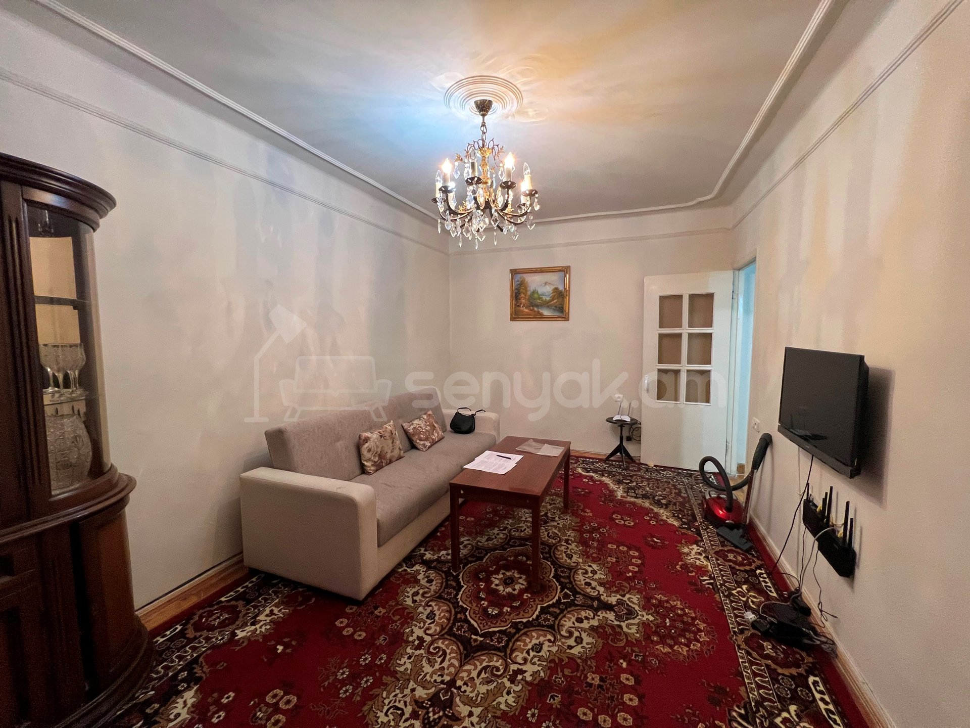 2 Սենյականոց Բնակարան Քարե Շենքում, 70քմ, 2/5 հարկ, Կապիտալ Վերանորոգված, Կահավորված