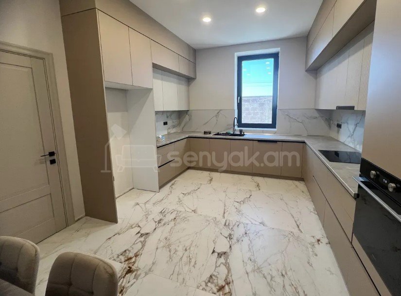 5 Սենյականոց Սեփական Տուն, 200քմ, Դիզայներական Վերանորոգված