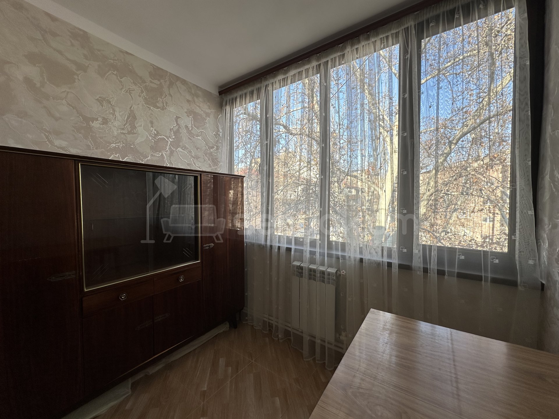 4 Սենյականոց Բնակարան Քարե Շենքում, 74քմ, 5/5 հարկ, Կապիտալ Վերանորոգված, Կահավորված, Արևկող