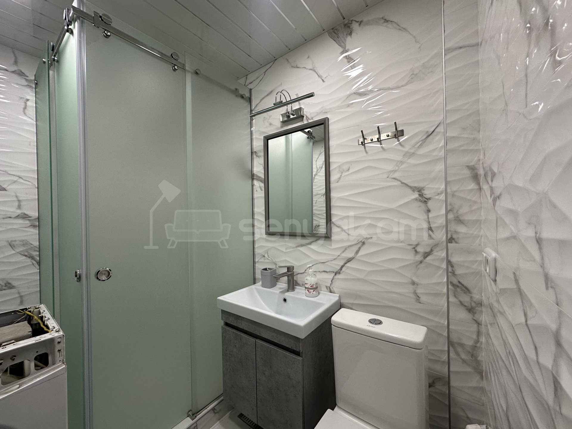 4 Սենյականոց Բնակարան Քարե Շենքում, 74քմ, 5/5 հարկ, Կապիտալ Վերանորոգված, Կահավորված, Արևկող