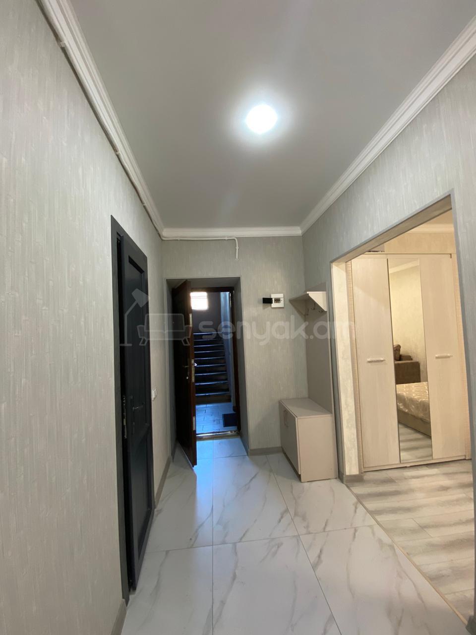 3 Սենյականոց Բնակարան, 78քմ, 3/9 հարկ, Կապիտալ Վերանորոգված, Կահավորված, Արևկող