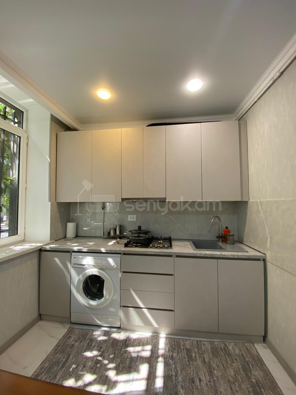 3 Սենյականոց Բնակարան, 78քմ, 3/9 հարկ, Կապիտալ Վերանորոգված, Կահավորված, Արևկող