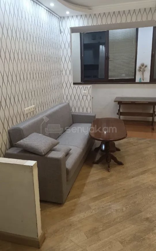 3 Սենյականոց Բնակարան Քարե Շենքում, 56քմ, 3/9 հարկ, Կապիտալ Վերանորոգված, Կահավորված, Արևկող