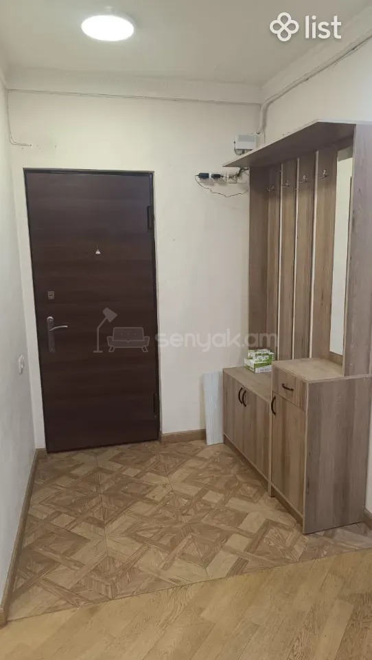 3 Սենյականոց Բնակարան Քարե Շենքում, 56քմ, 3/9 հարկ, Կապիտալ Վերանորոգված, Կահավորված, Արևկող