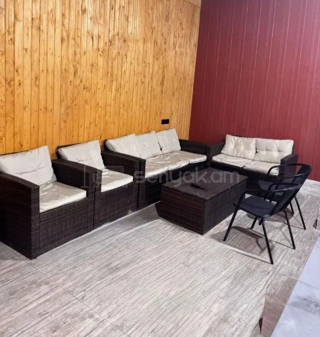 1 Սենյականոց Շքեղ Առանձնատուն, 150քմ, Լողավազանով