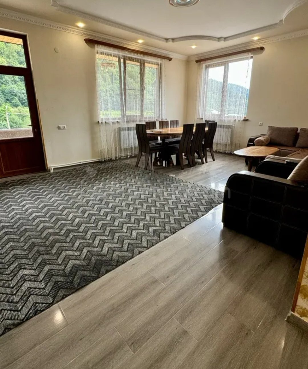 5 Սենյականոց Շքեղ Առանձնատուն, 150քմ, Լողավազանով