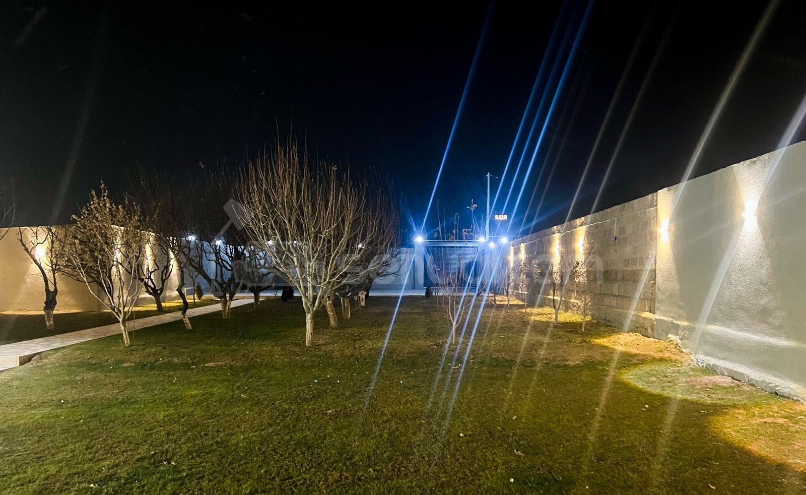 3 Սենյականոց Շքեղ Առանձնատուն, 200քմ, Լողավազանով