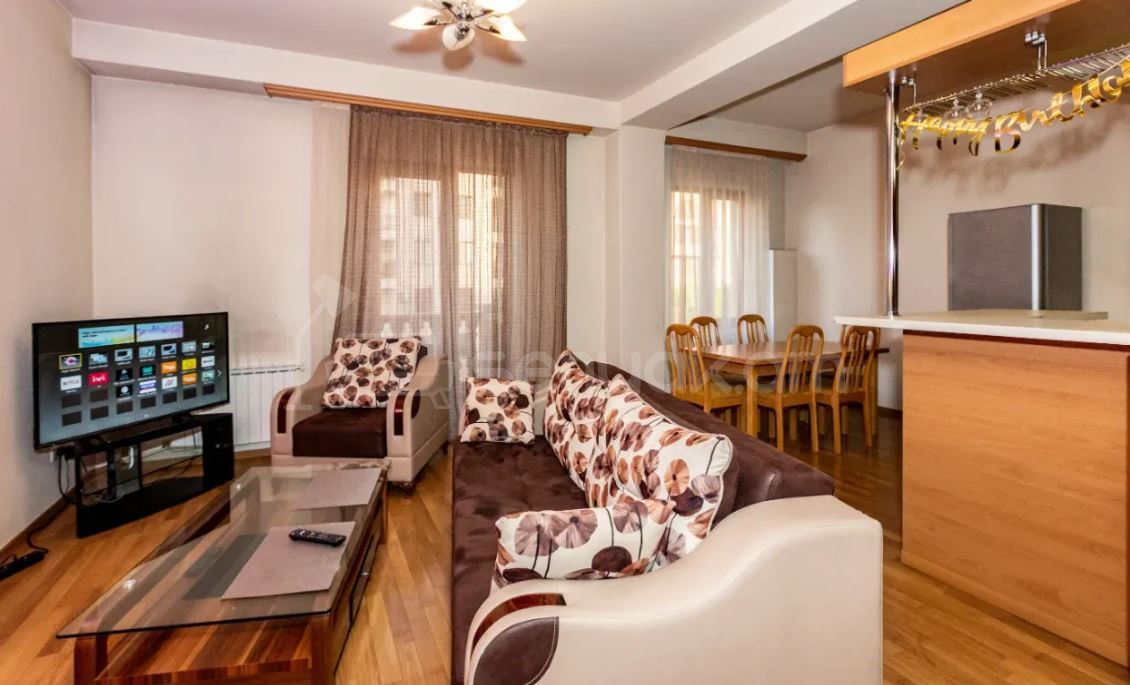 2 Սենյականոց Բնակարան Նորակառույցում, 81քմ, 3/6 հարկ, Կապիտալ Վերանորոգված, Կահավորված, Արևկող