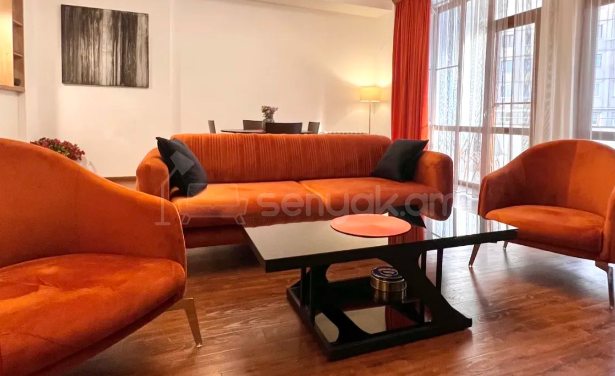 3 Սենյականոց Բնակարան, 98քմ, 8/8 հարկ, Դիզայներական Վերանորոգված, Կահավորված, Արևկող