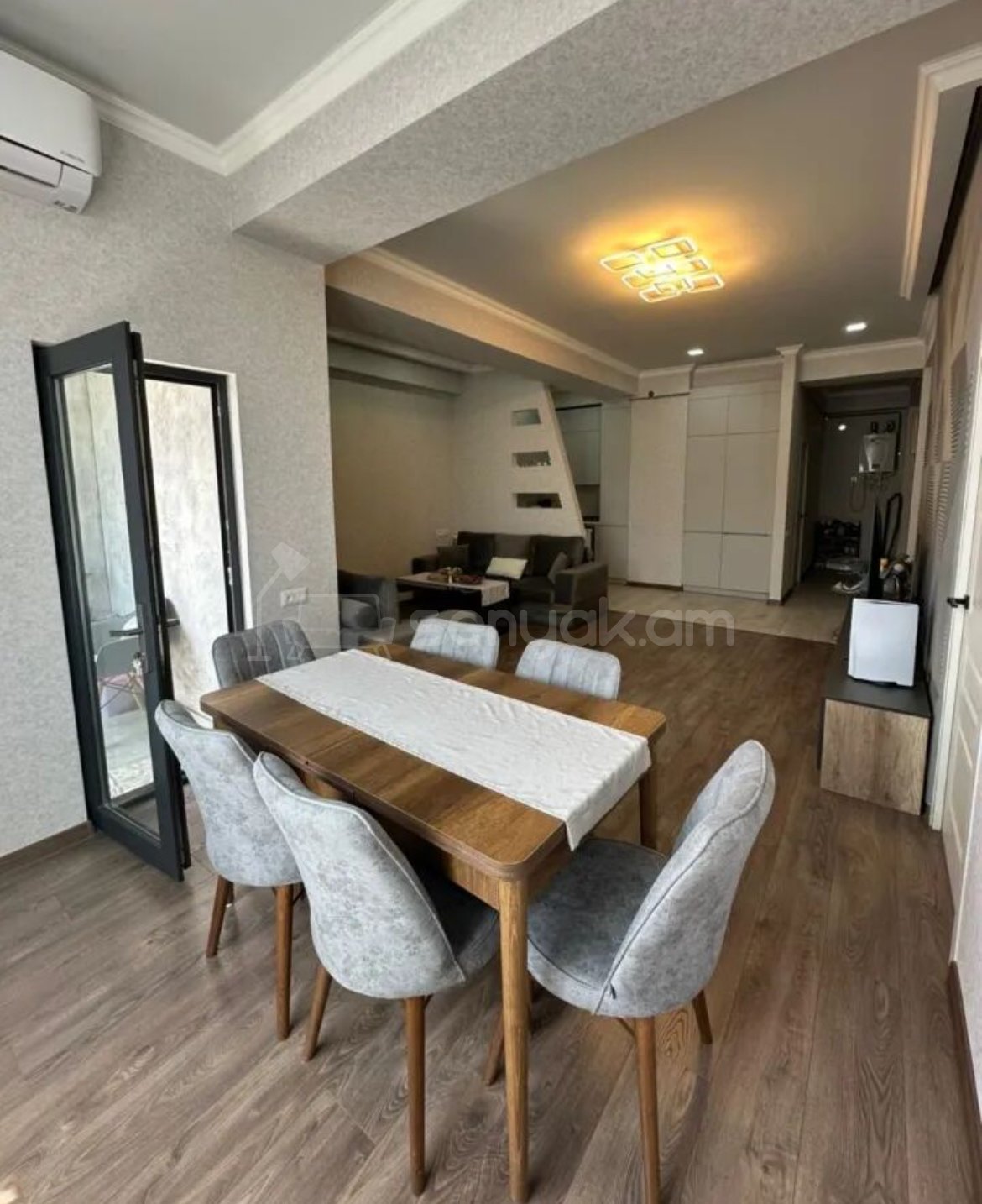 3 Սենյականոց Բնակարան Նորակառույցում, 78քմ, 3/4 հարկ, Դիզայներական Վերանորոգված