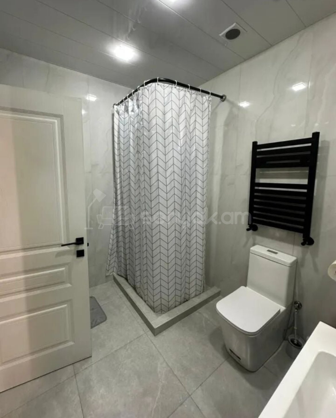 3 Սենյականոց Բնակարան Նորակառույցում, 78քմ, 3/4 հարկ, Դիզայներական Վերանորոգված