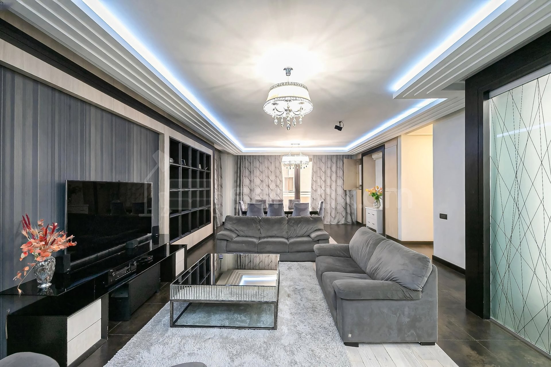 4 Սենյականոց Բնակարան Նորակառույցում, 219քմ, 9/16 հարկ, Դիզայներական Վերանորոգված