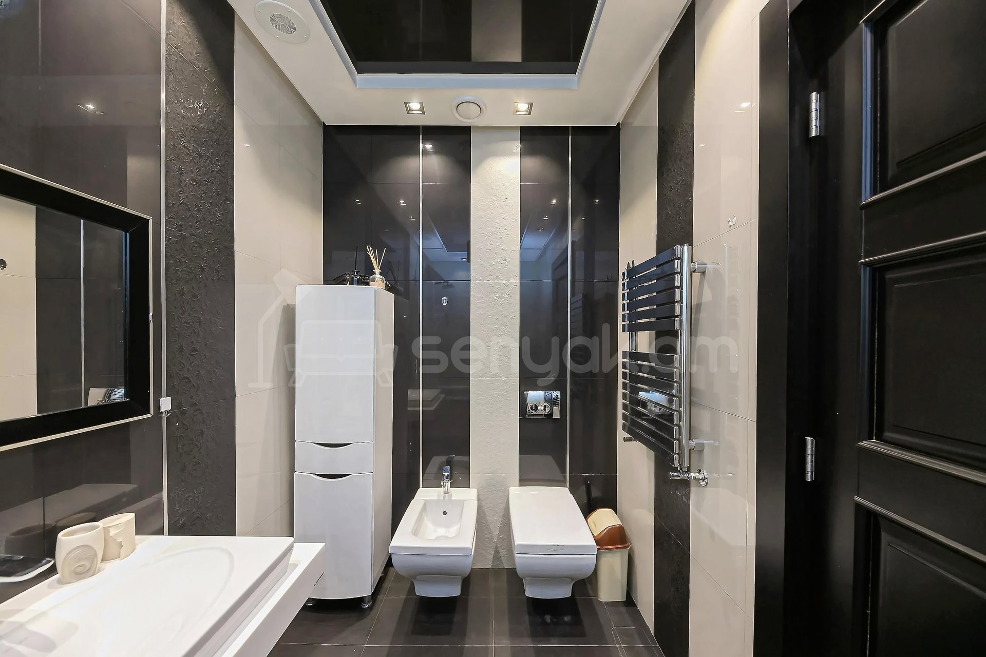 4 Սենյականոց Բնակարան Նորակառույցում, 219քմ, 9/16 հարկ, Դիզայներական Վերանորոգված