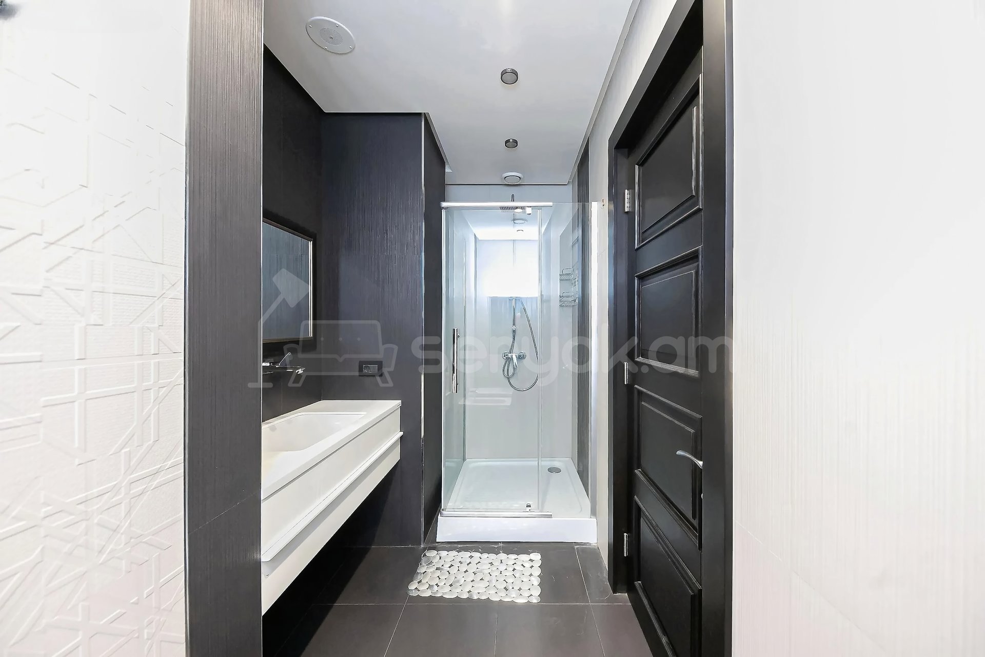 4 Սենյականոց Բնակարան Նորակառույցում, 219քմ, 9/16 հարկ, Դիզայներական Վերանորոգված