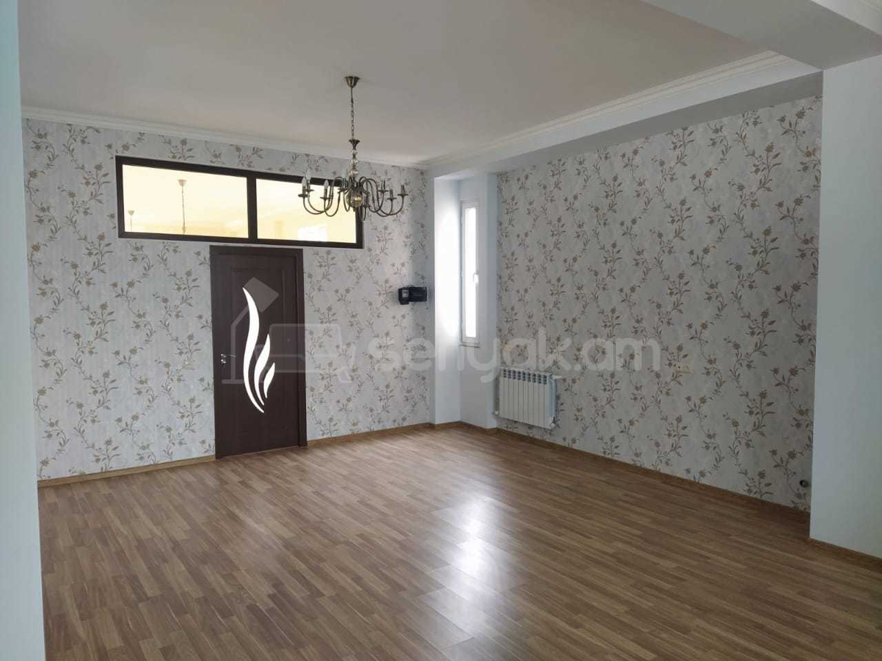 Նորակառույց Օֆիսային Տարածք, 180քմ